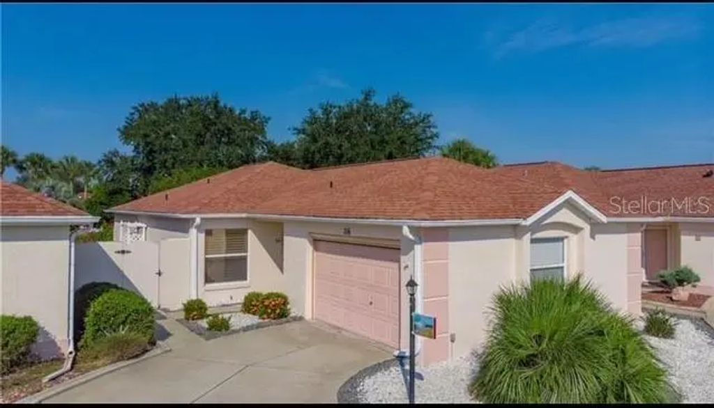 716 Dominguez Drive, LADY LAKE