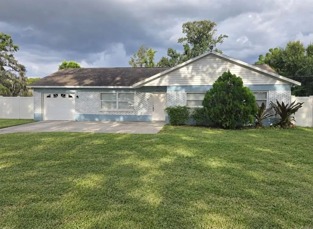 8601 Twin Lakes Boulevard, TAMPA