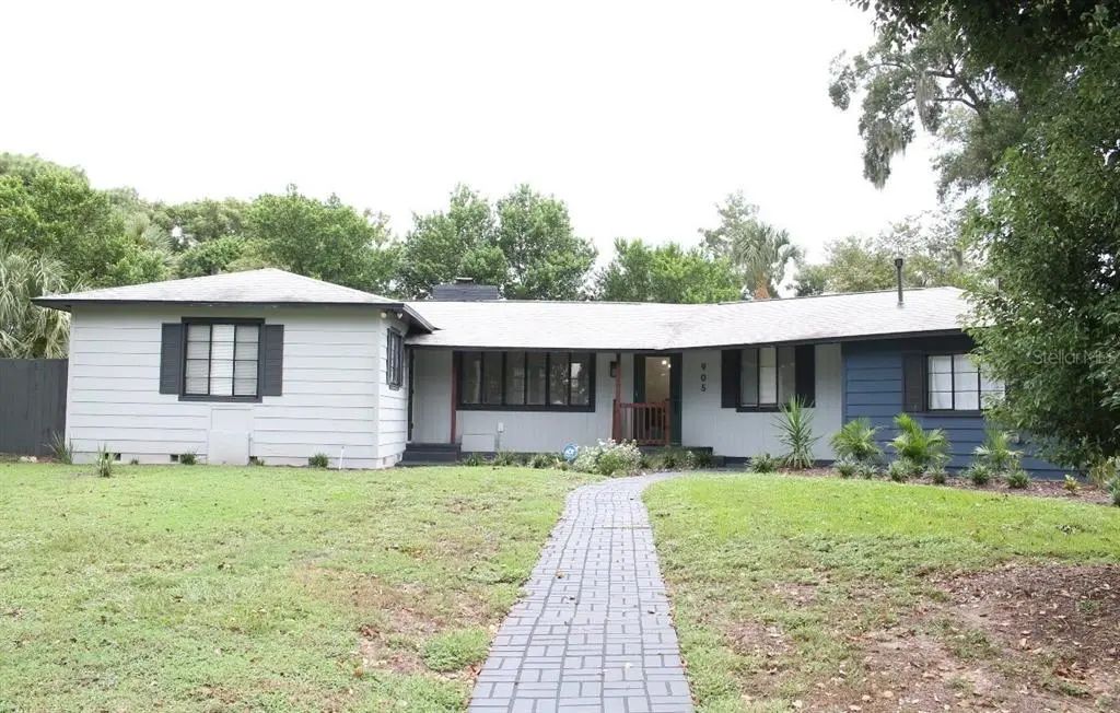 905 W 11th Avenue, MOUNT DORA