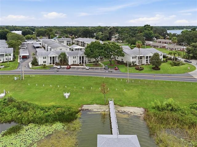 689 Lake Howard Drive Nw 213, WINTER HAVEN