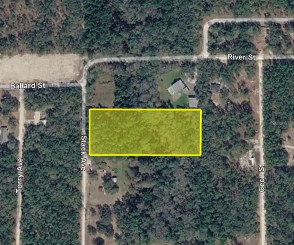 112 Stack Avenue, INTERLACHEN