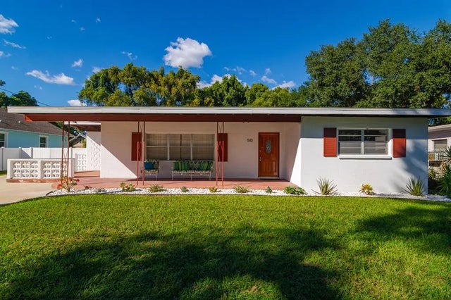 510 E Robles Street, TAMPA