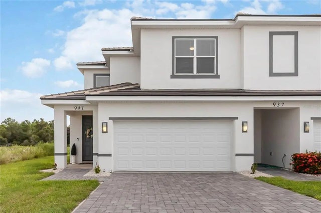 941 Centaury Drive, KISSIMMEE