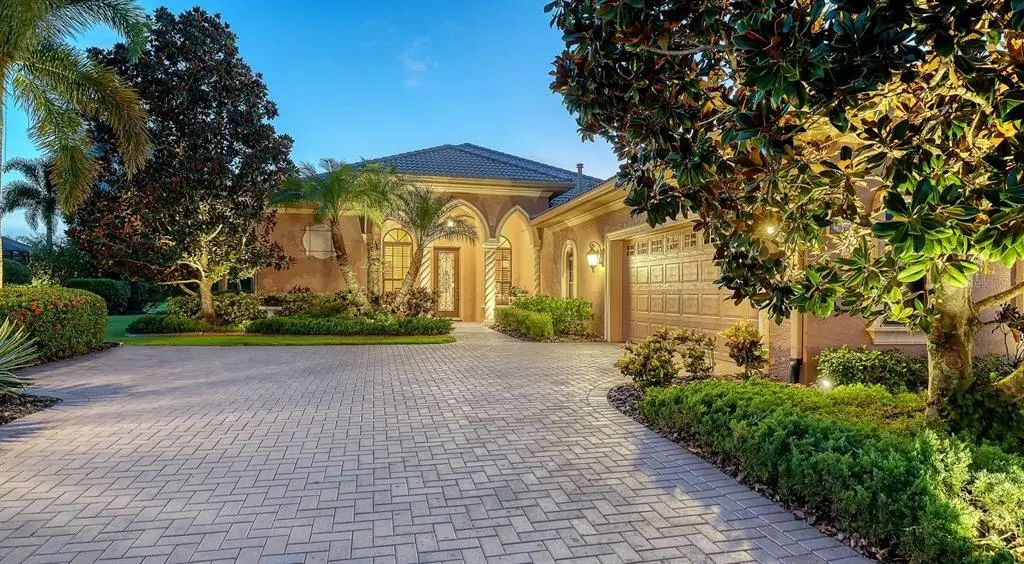 7836 Valderrama Way, LAKEWOOD RANCH