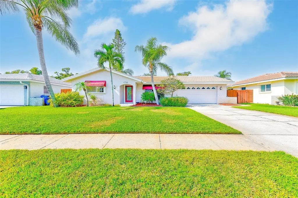 6796 122nd Street, SEMINOLE