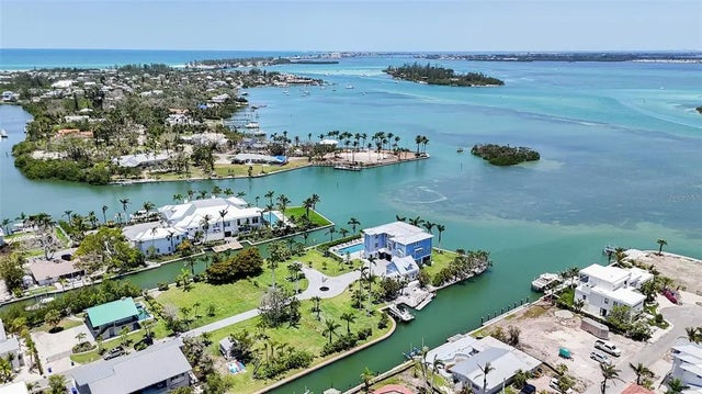 630 De Narvaez Drive, LONGBOAT KEY