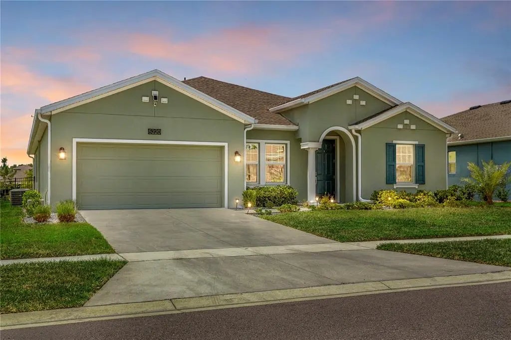5220 Red Coral Circle, MOUNT DORA