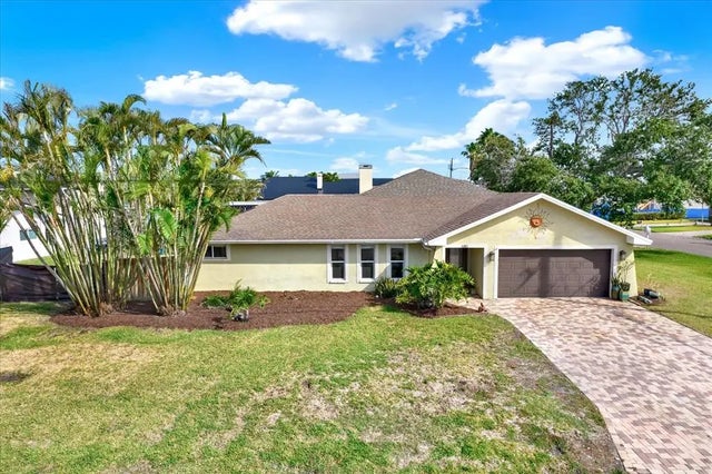 680 Capri Boulevard, TREASURE ISLAND