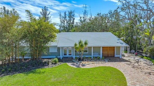 618 Buttonwood Drive, LONGBOAT KEY