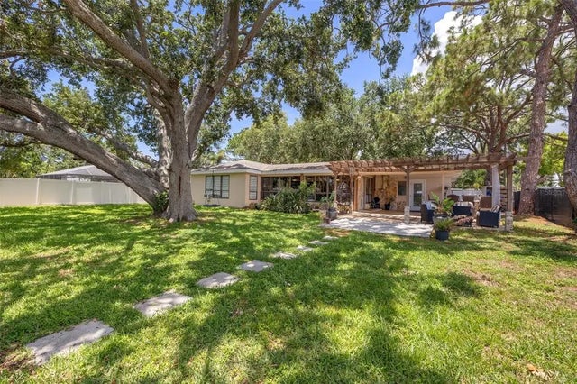 10730 52nd Avenue N, ST PETERSBURG