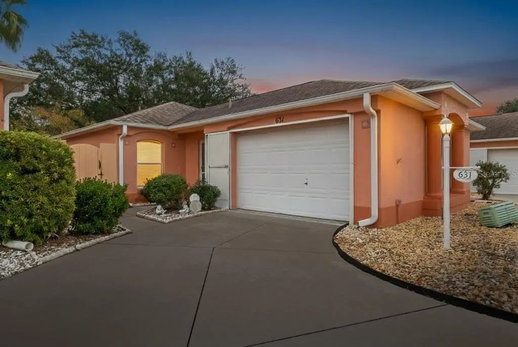 631 Enconto Street, THE VILLAGES