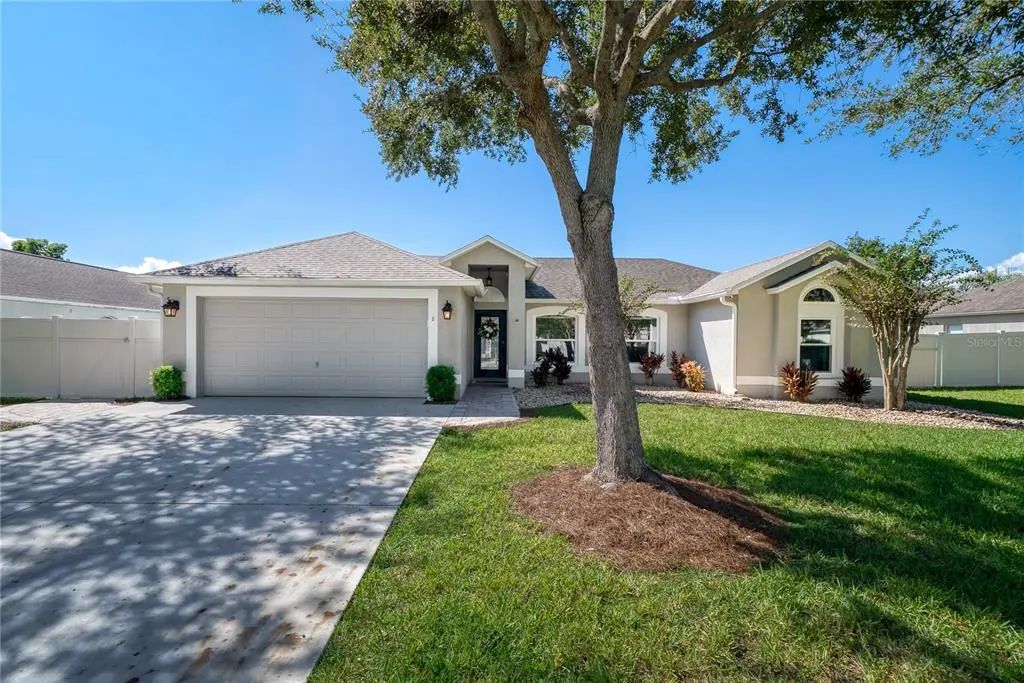 8 Lakeview Reserve Boulevard, WINTER GARDEN
