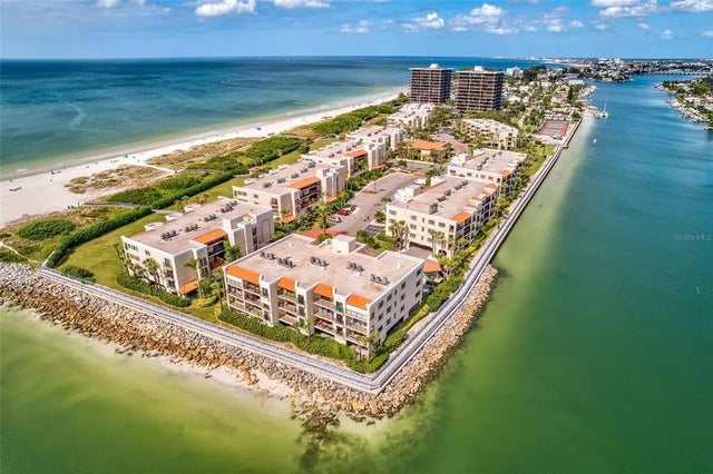 7564 Bayshore Drive 207, TREASURE ISLAND
