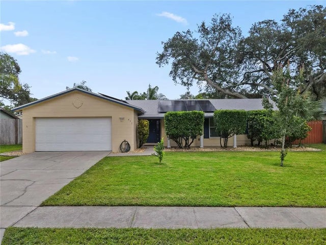 475 Diane Circle, CASSELBERRY