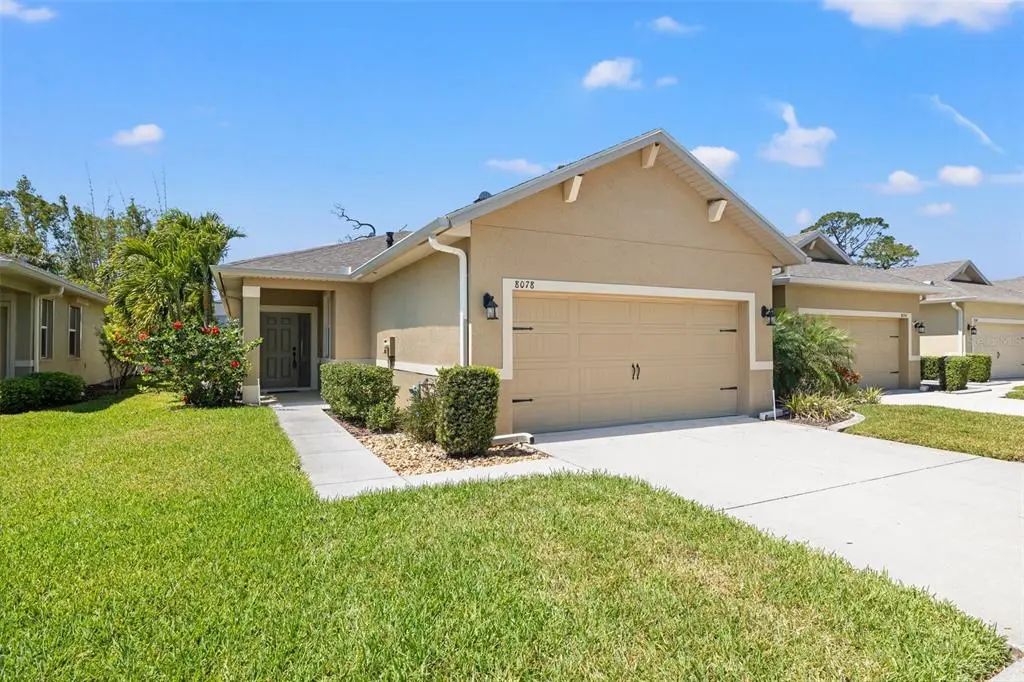 8078 Pine Crest Street, SEMINOLE