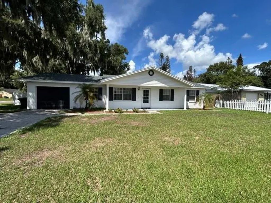 890 W White Birch Lane, BARTOW
