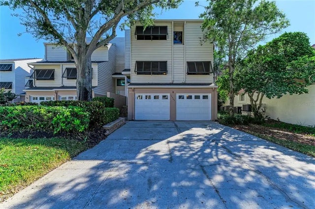 13963 Lake Point Drive, CLEARWATER