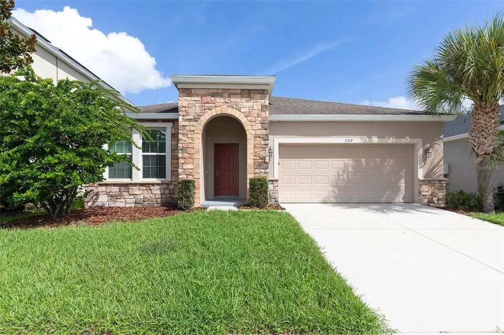 937 Hilltop Park Court, APOPKA