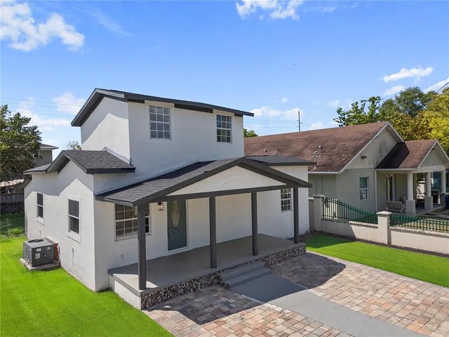 2930 W Arch Street, TAMPA