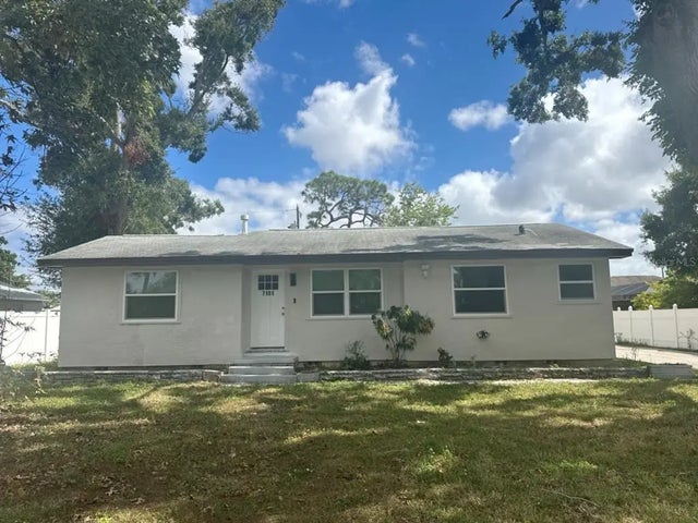 7151 51st Street N, PINELLAS PARK