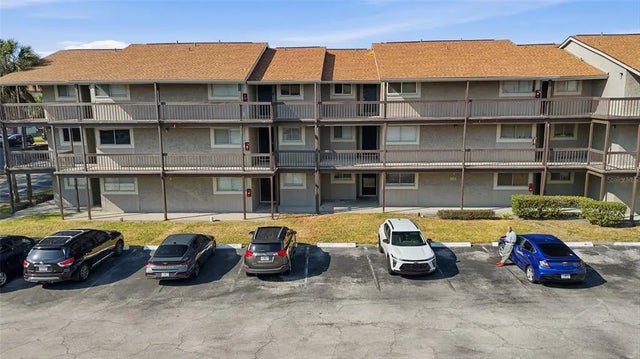 6308 Newtown Circle 8a3, TAMPA