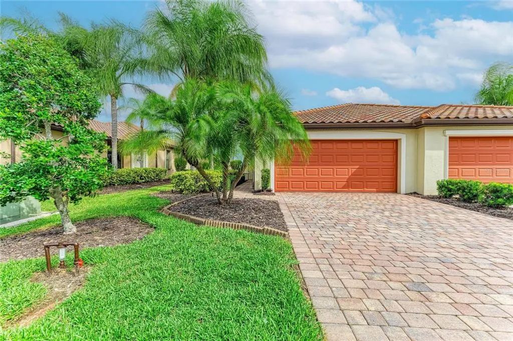 6623 Candlestick Drive, BRADENTON