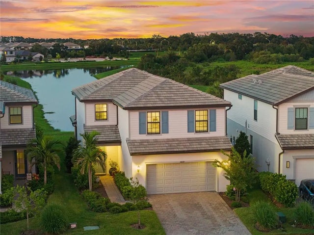 16219 Pine Mist Drive, BRADENTON