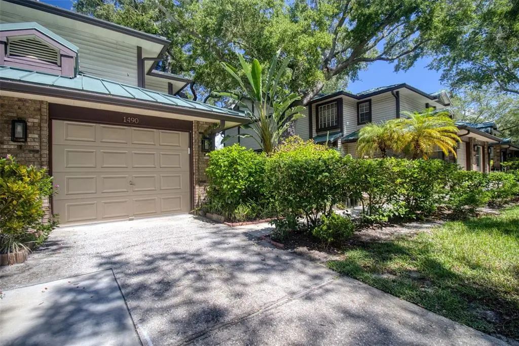 1490 Mahogany Lane 706, PALM HARBOR