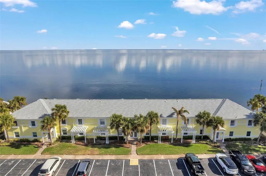 5240 Coquina Key Drive Se D, ST PETERSBURG