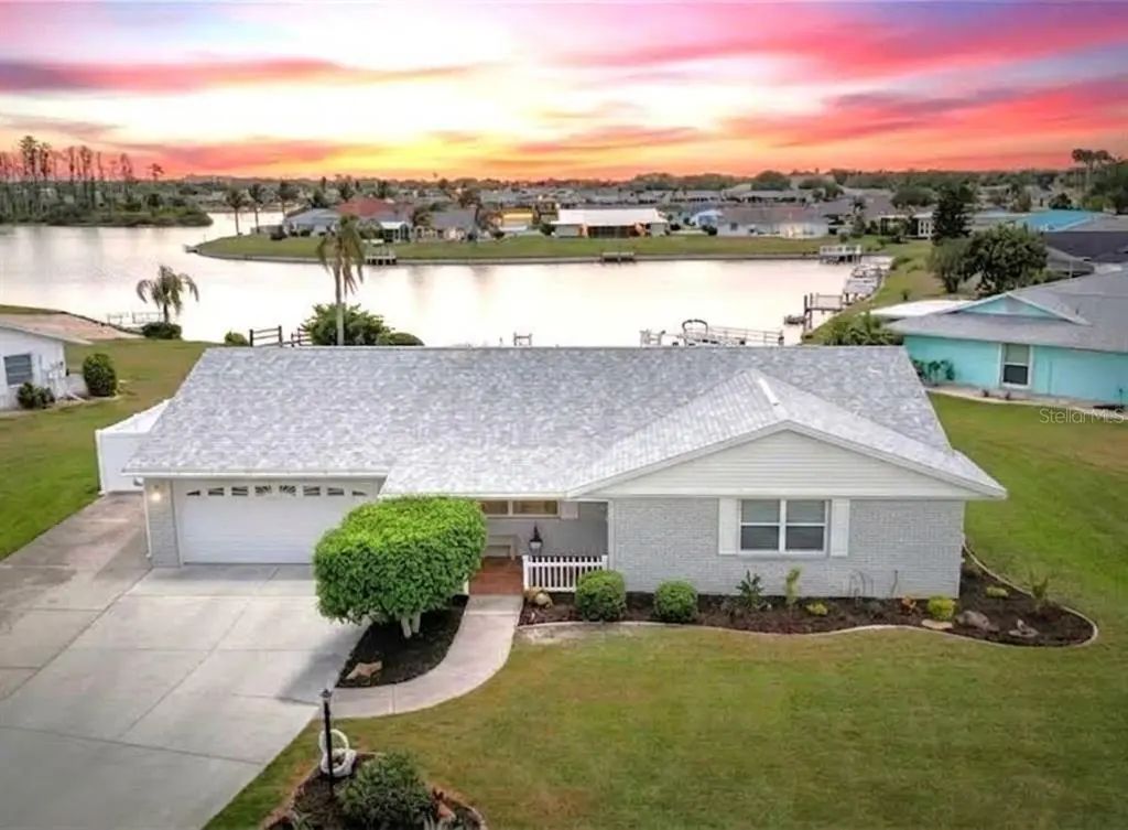 1810 Milford Circle, SUN CITY CENTER