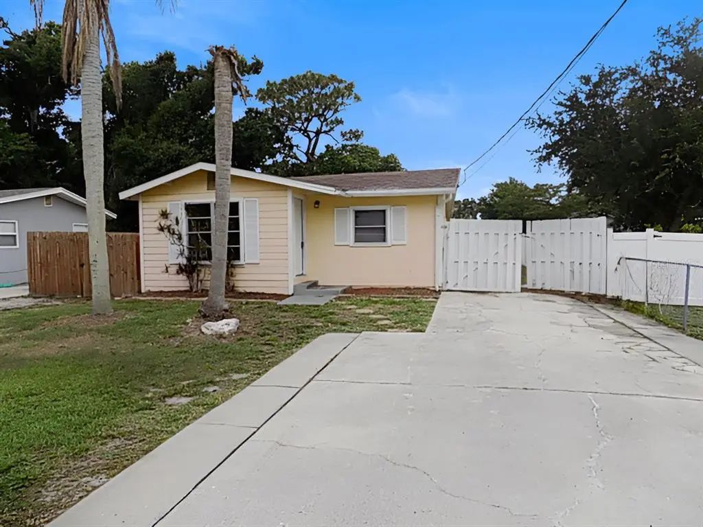 4610 Sloan Avenue, SARASOTA