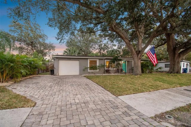 4324 S Clark Avenue, TAMPA