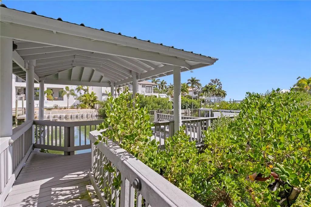 73 of 80 - 2 Sandpiper Road, TAMPA, FL
