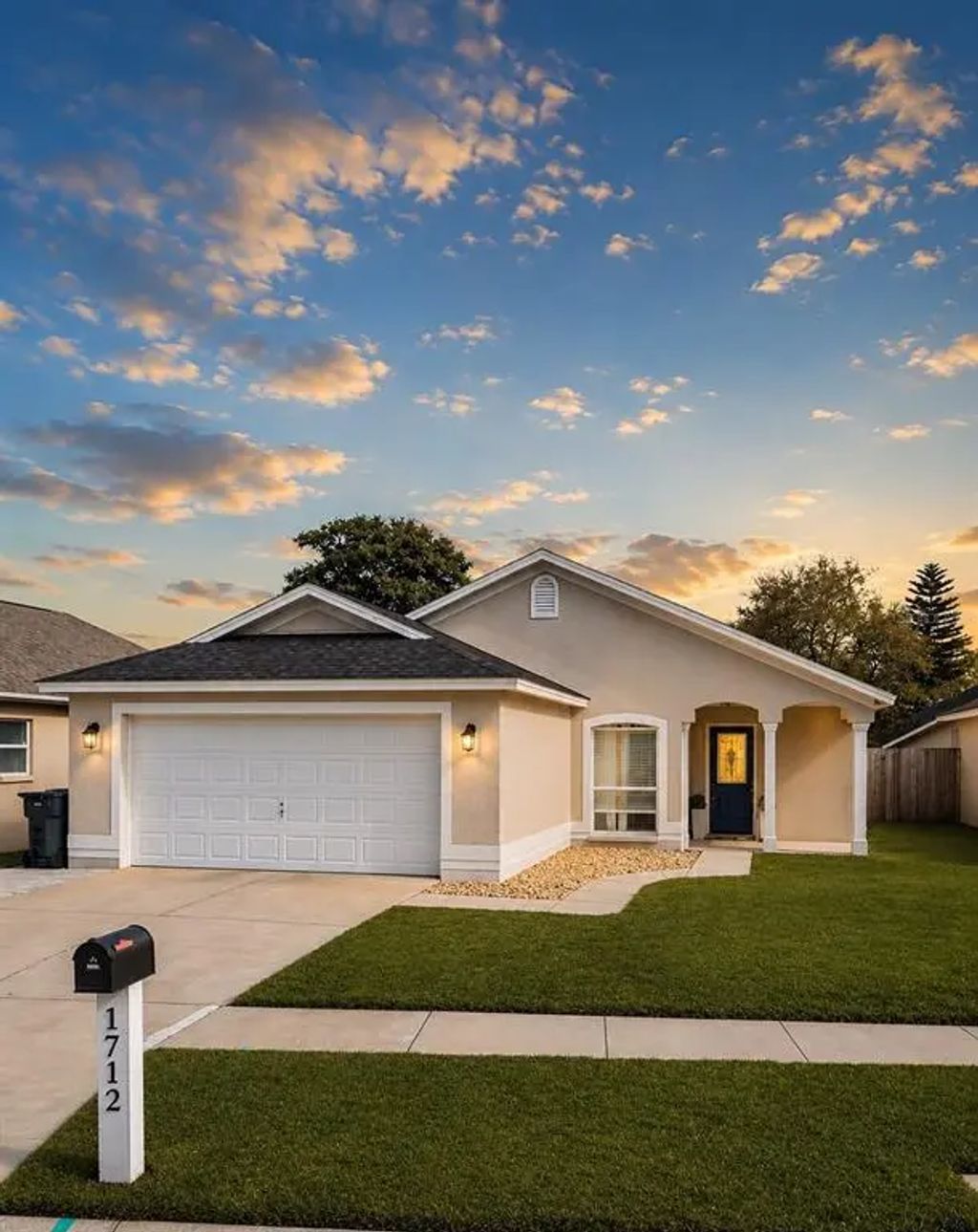 1712 Erin Brooke Drive, VALRICO