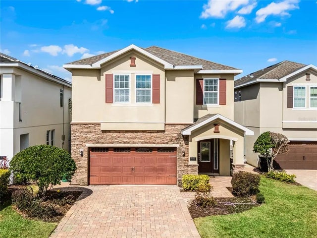 561 Lasso Drive, KISSIMMEE