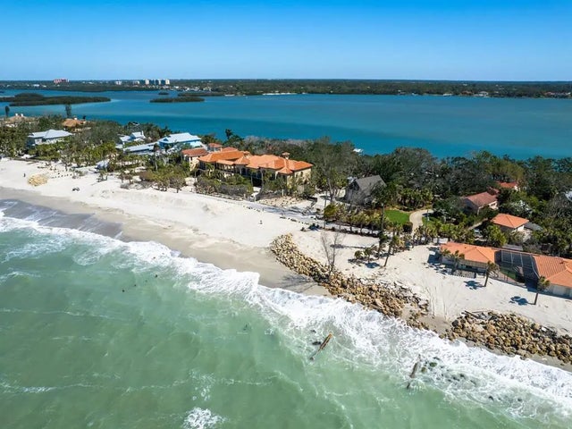 Photo of Listing #N6137711