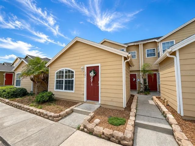 121 Washington Palm Loop, DAVENPORT