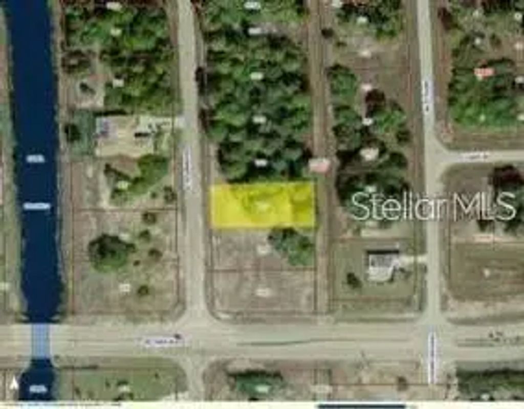 875 Boundry Boulevard, ROTONDA WEST