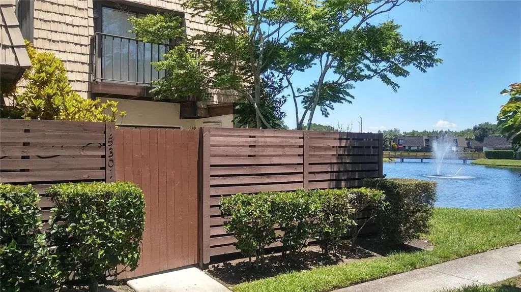 15301 Pond Woods 303, TAMPA