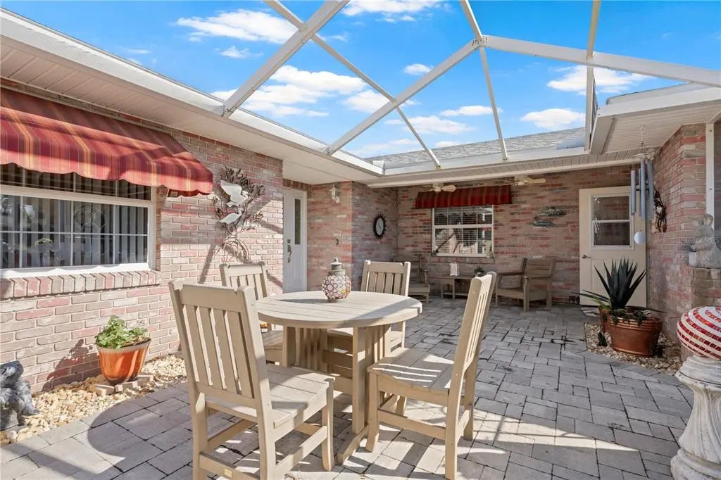 428 Gleneagles Court, WINTER HAVEN