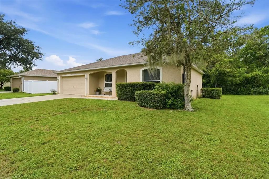 1302 Benton Lake Drive E, DELAND