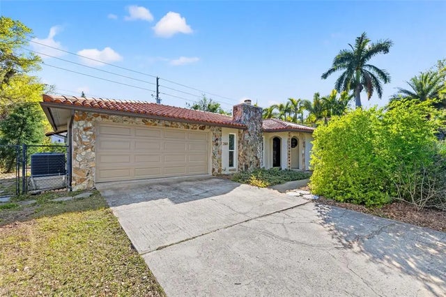 360 22nd Avenue Ne, ST PETERSBURG