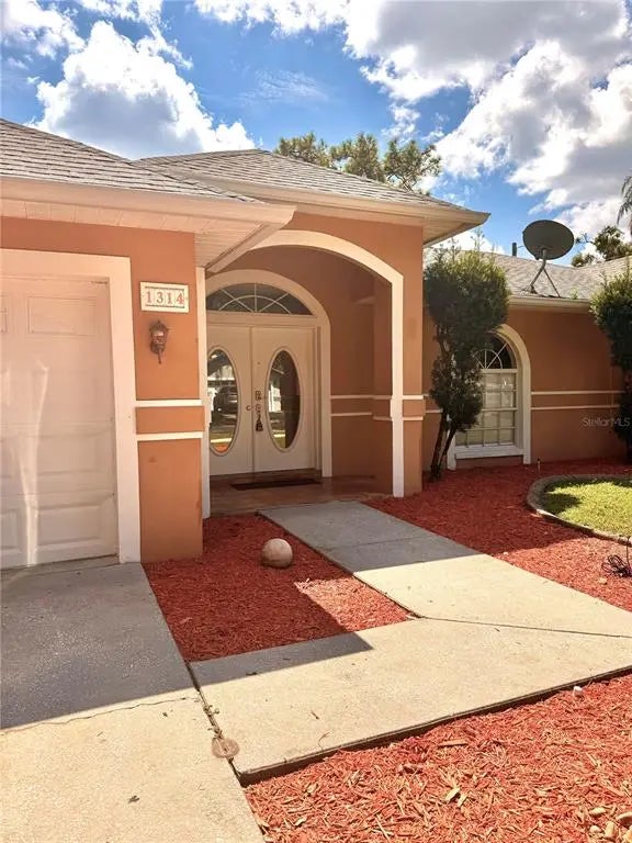 1314 W Carissa Court, TAMPA