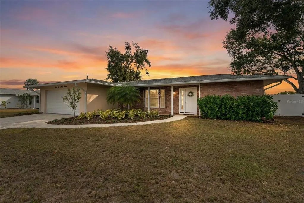 6637 Bowline Drive, SARASOTA