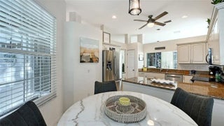 Gulf Shores Realty: 11 02c2ba72b3baf035d7e1d014ed82cd1f s