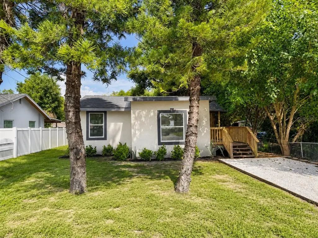 8713 N Edison Avenue, TAMPA