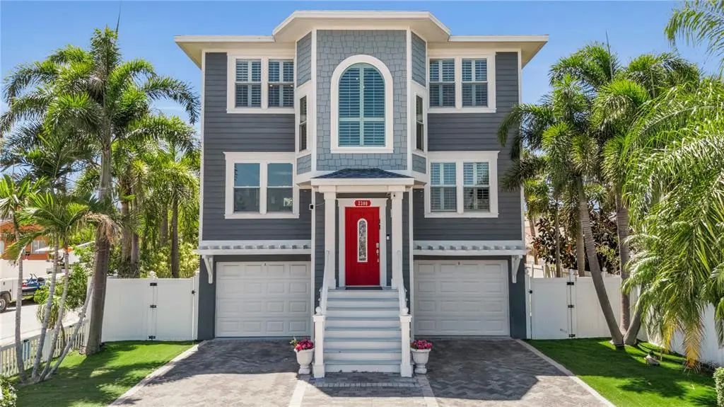 2300 Avenue B, BRADENTON BEACH