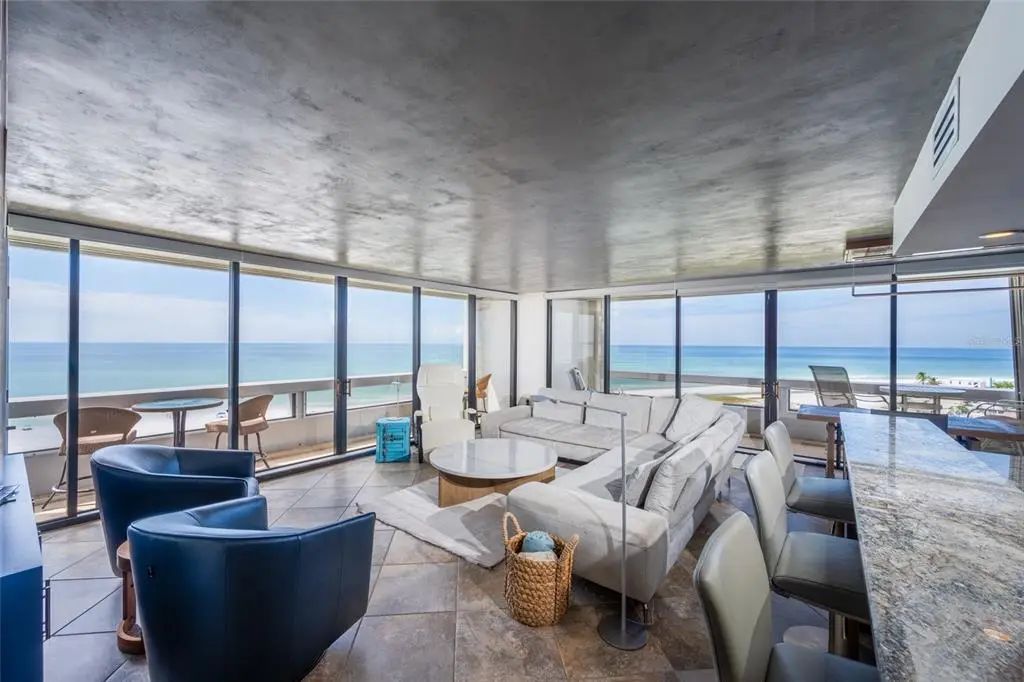 5400 Ocean Boulevard 10-02, SARASOTA
