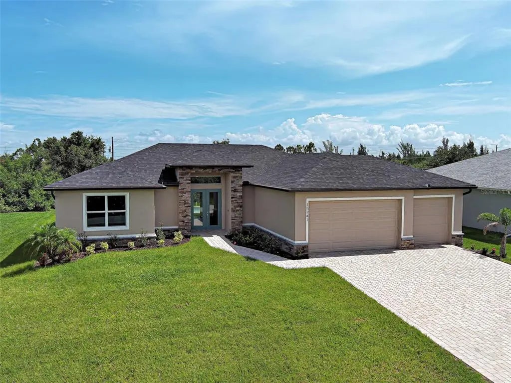 Photo of Listing #C7511635