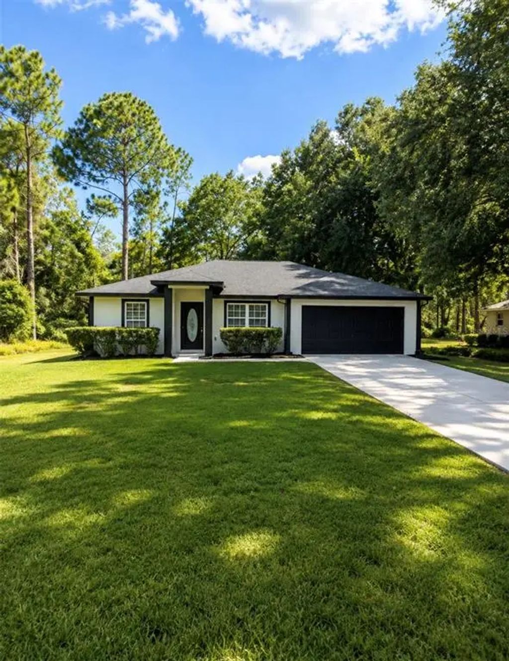 28 Locust Drive, OCALA